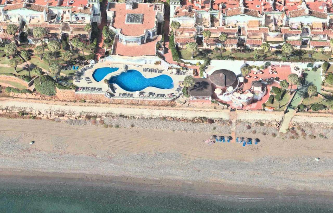 Dominion Beach House Estepona Exterior photo
