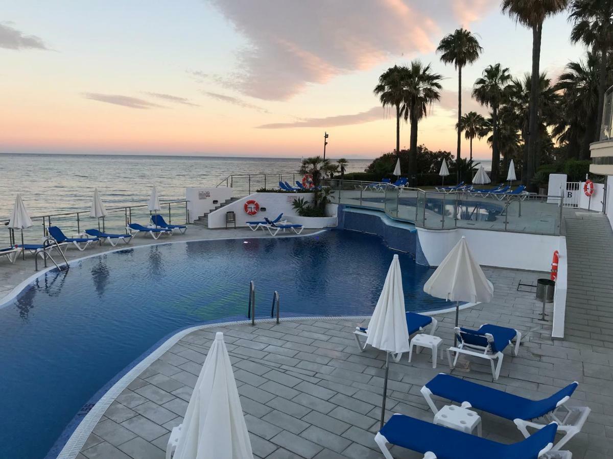 Dominion Beach House Estepona Exterior photo