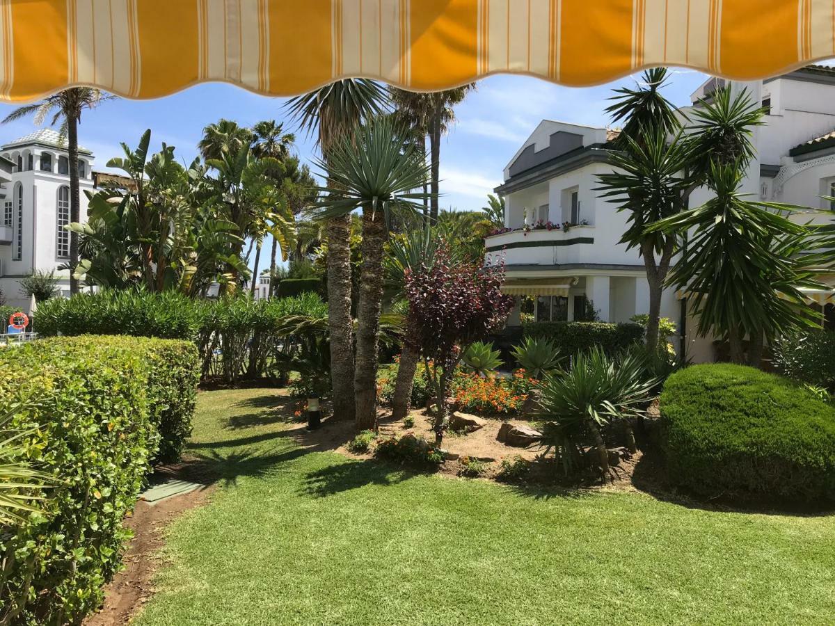 Dominion Beach House Estepona Exterior photo